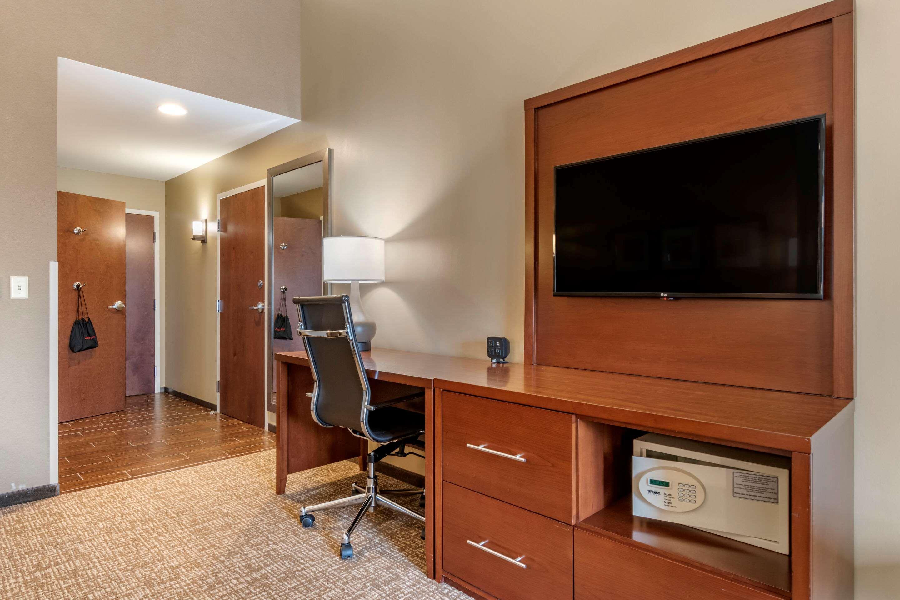 Comfort Suites Manheim - Lancaster Bagian luar foto