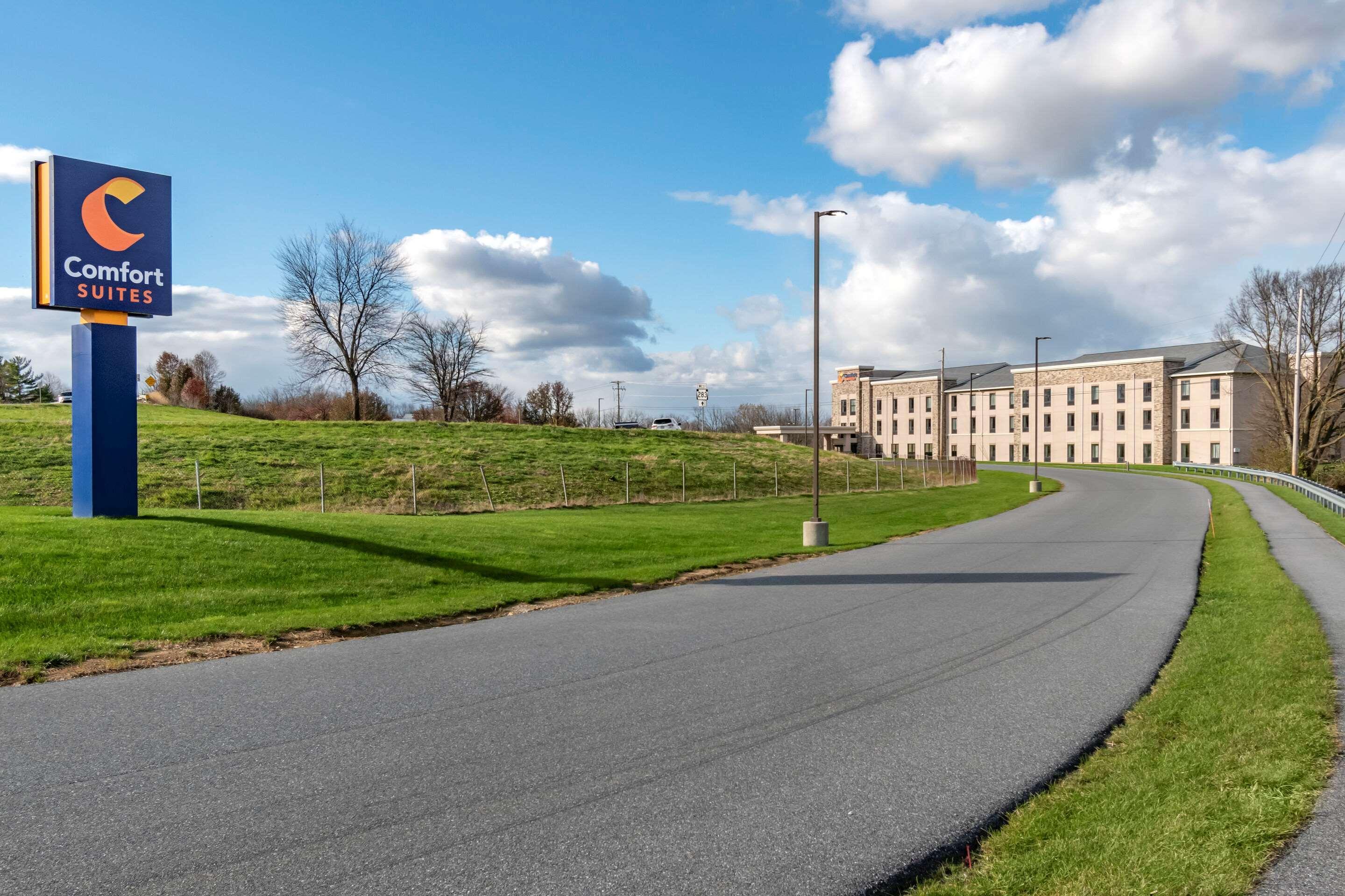 Comfort Suites Manheim - Lancaster Bagian luar foto