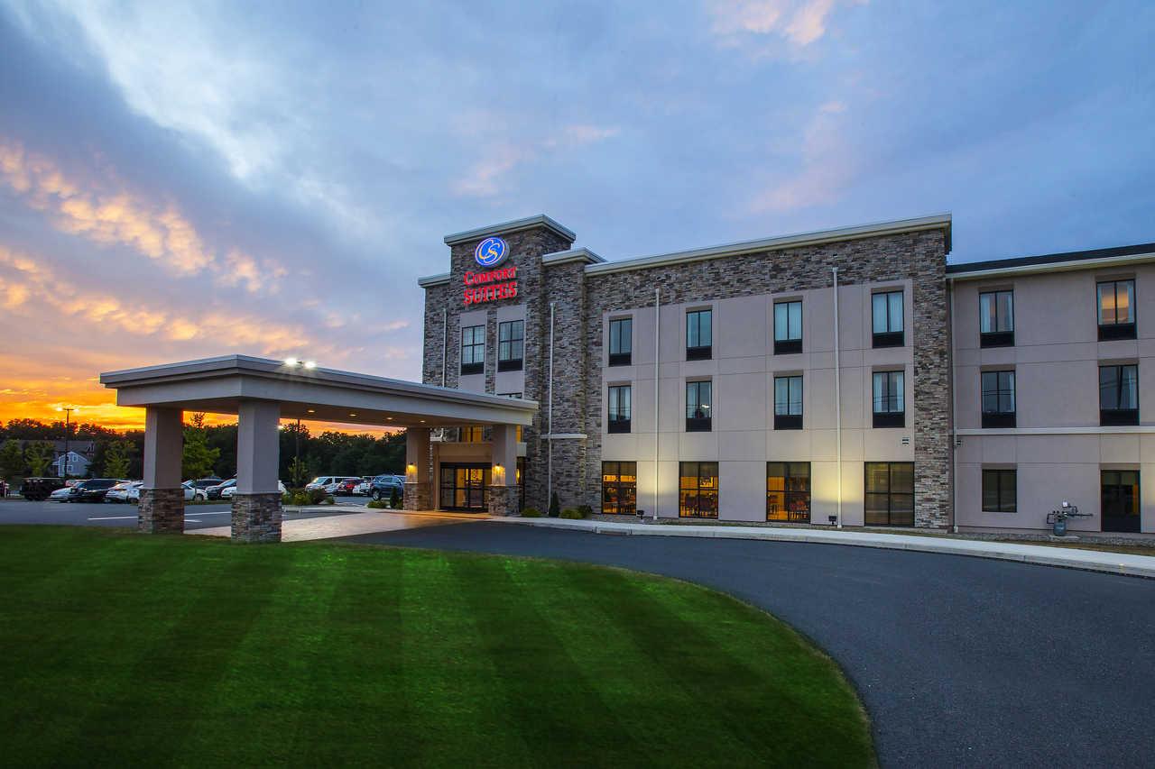 Comfort Suites Manheim - Lancaster Bagian luar foto