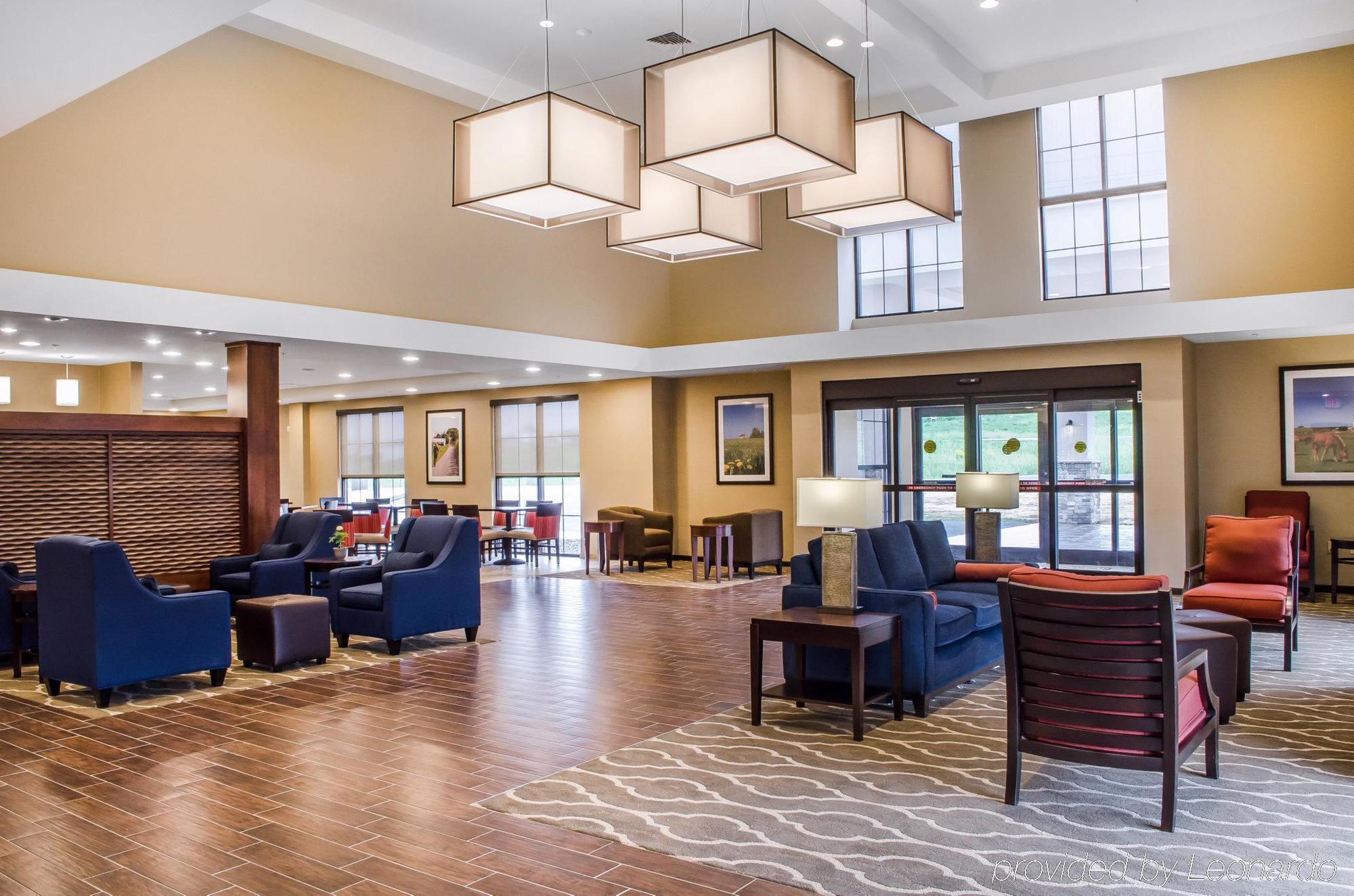 Comfort Suites Manheim - Lancaster Bagian luar foto