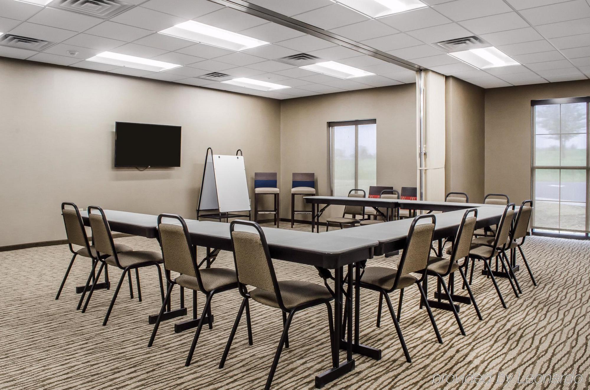 Comfort Suites Manheim - Lancaster Bagian luar foto